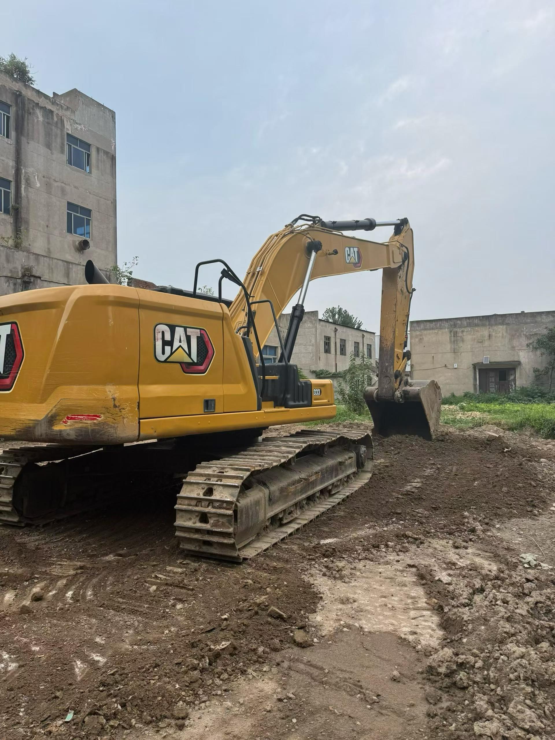 Buy Caterpillar CAT333 Used Excavator / 3