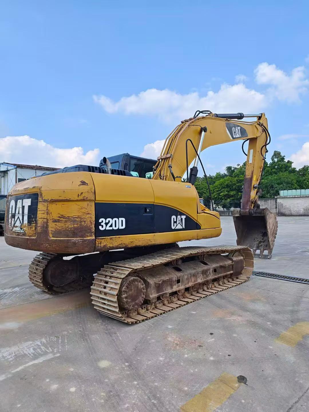 Buy Caterpillar 320D Used Excavator / 2