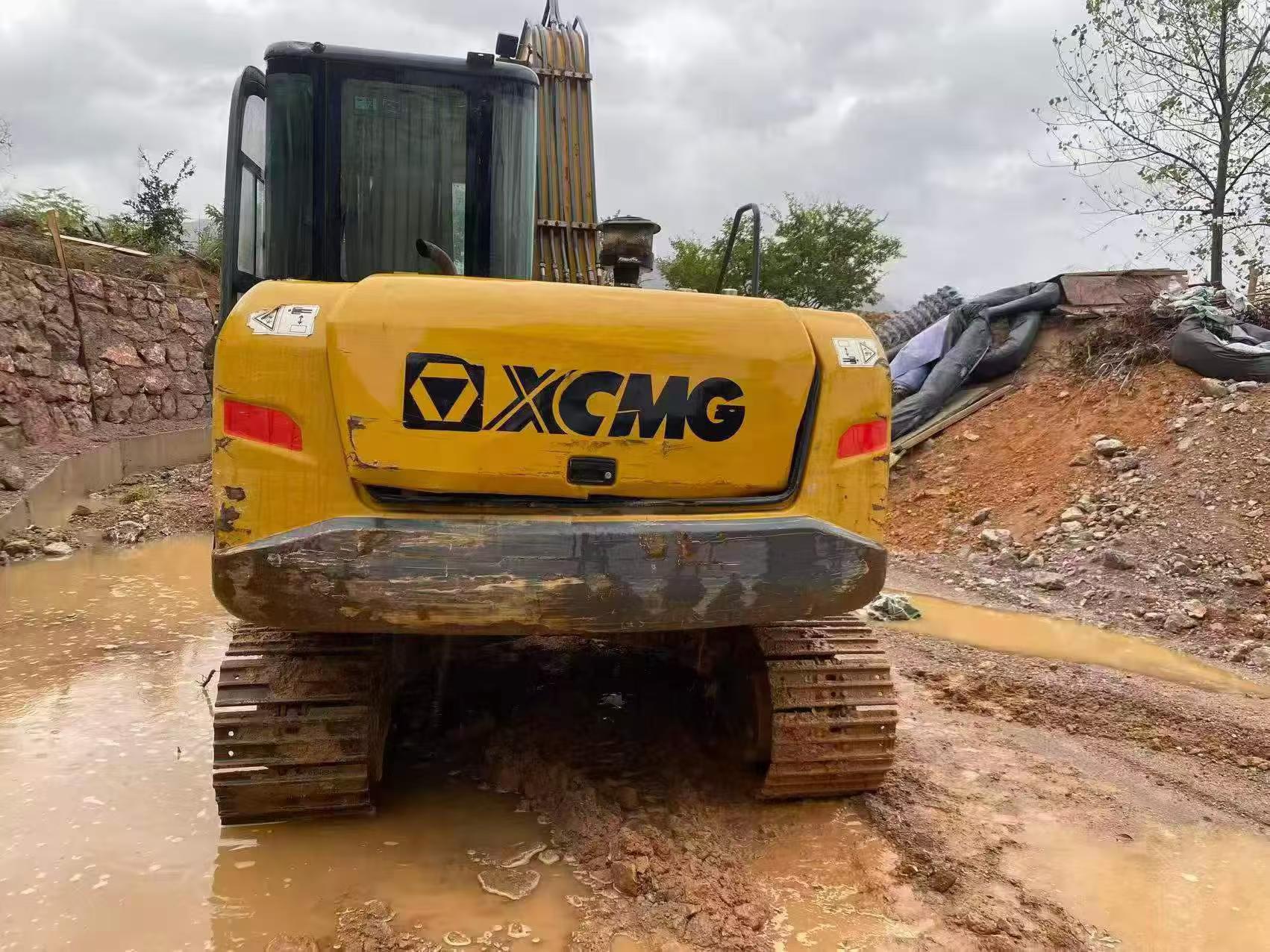 Buy XCMG XE75C Used Excavator / 4
