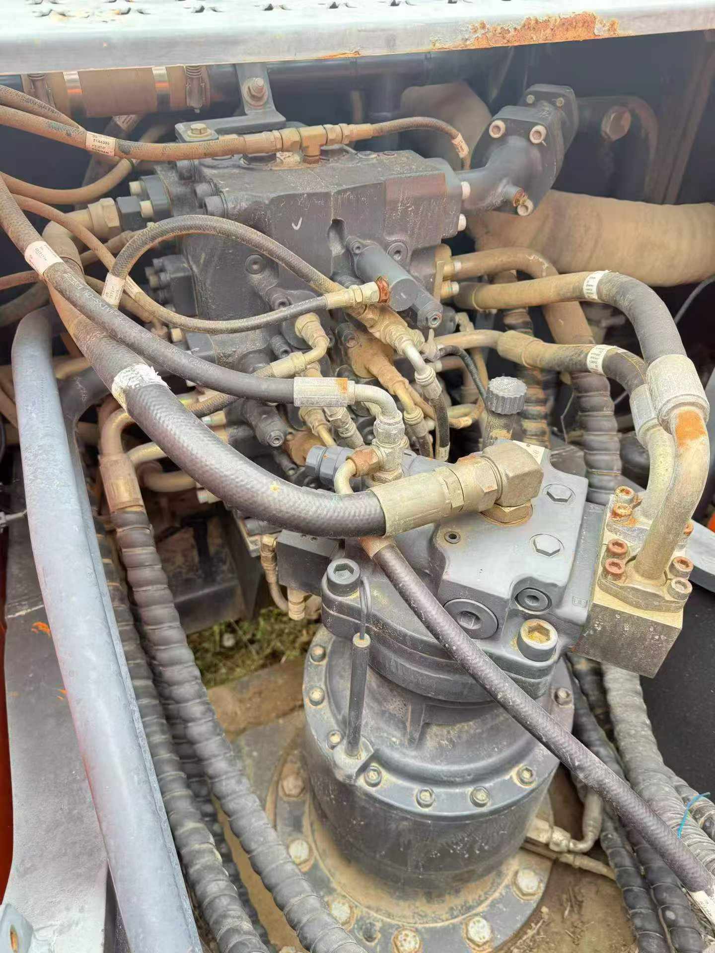 Buy Doosan DX215-9C Used Excavator / 5