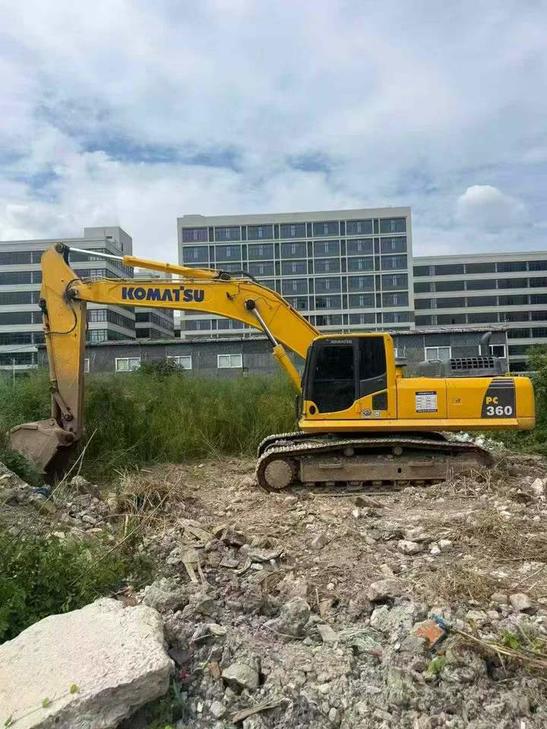 Buy Komatsu PC360-7 Used Excavator / 1