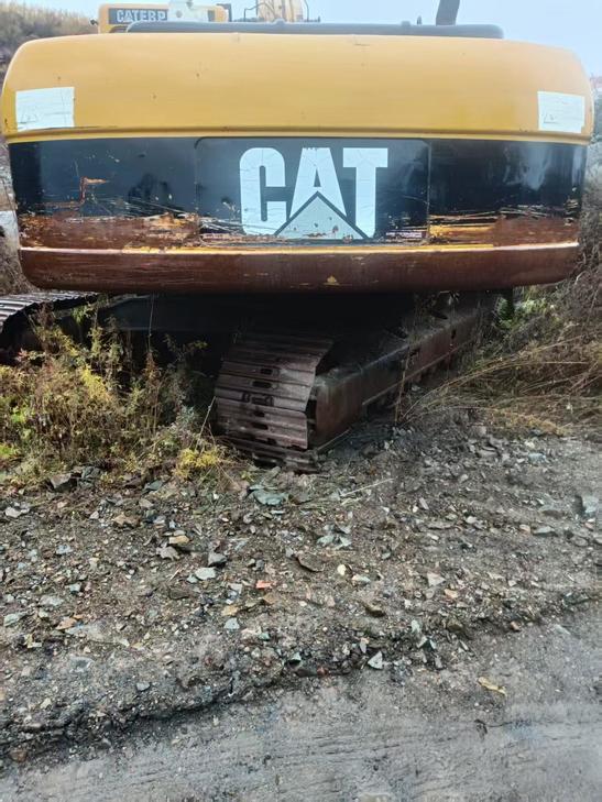 Buy Caterpillar 325C Used Excavator / 1