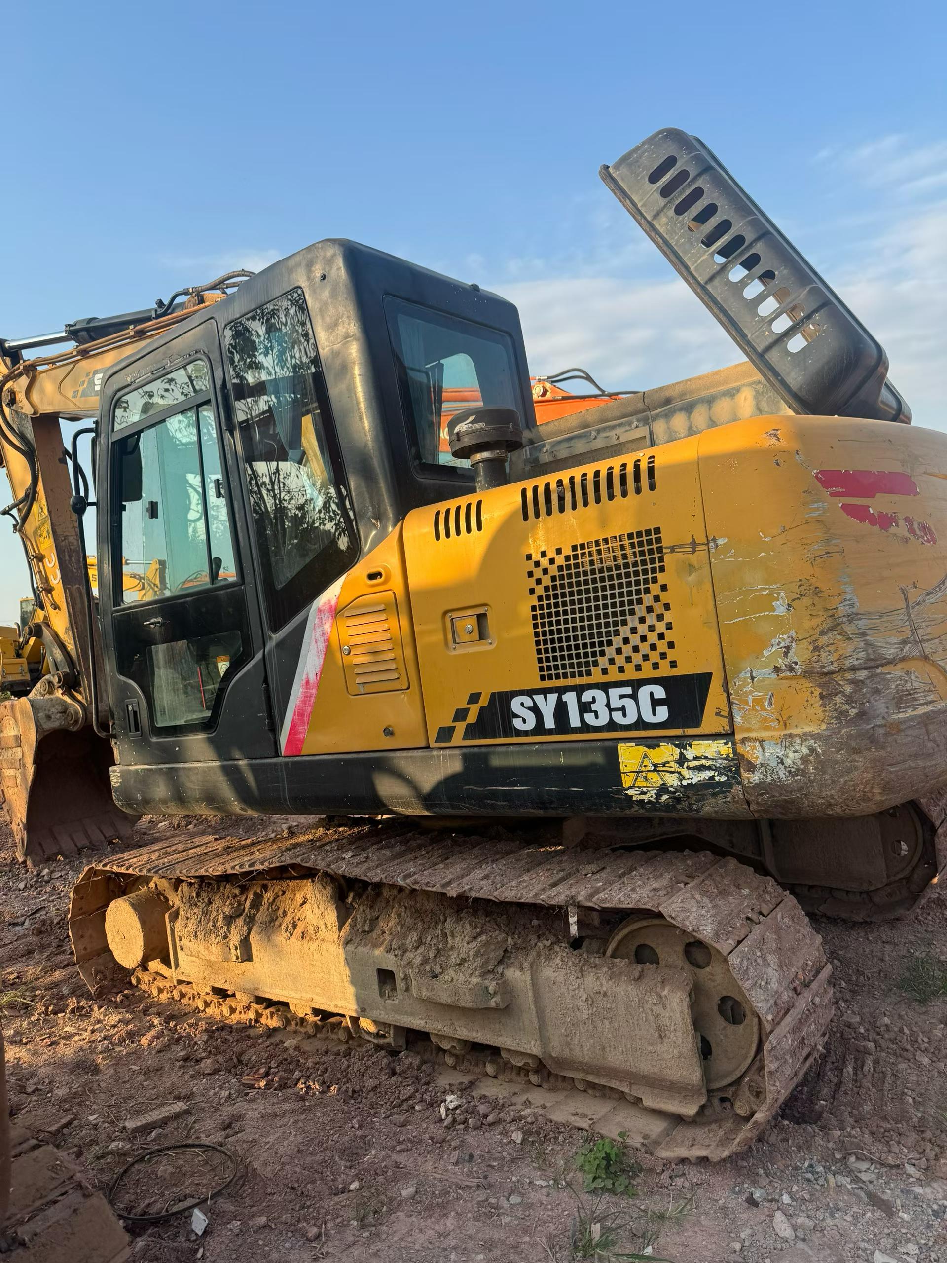 Buy Sany SY125C Used Excavator / 3