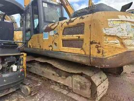 Buy XCMG XE200 Used Excavator / 4 Buy XCMG XE200 Used Excavator / 4