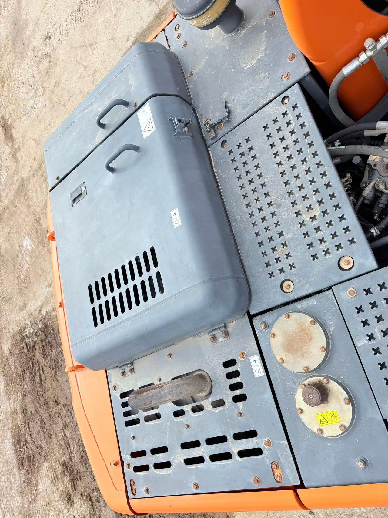 Buy Doosan DH215-9 Used Excavator / 6
