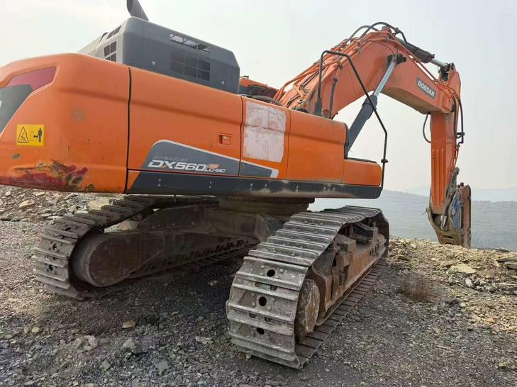 Buy Doosan DX560LC-9C ACE Used Excavator / 1