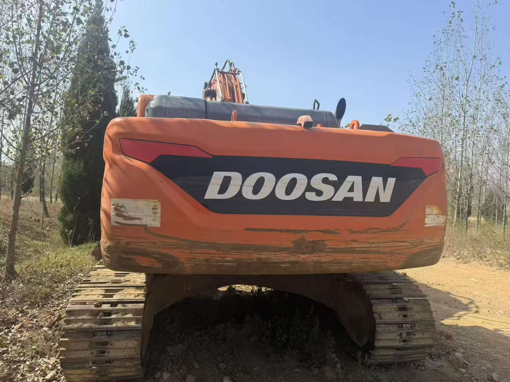 Buy Doosan DX260LC Used Excavator / 3