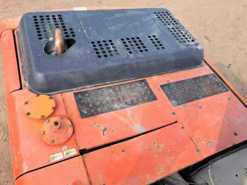 Buy Hitachi EX210-6 Used Excavator / 9