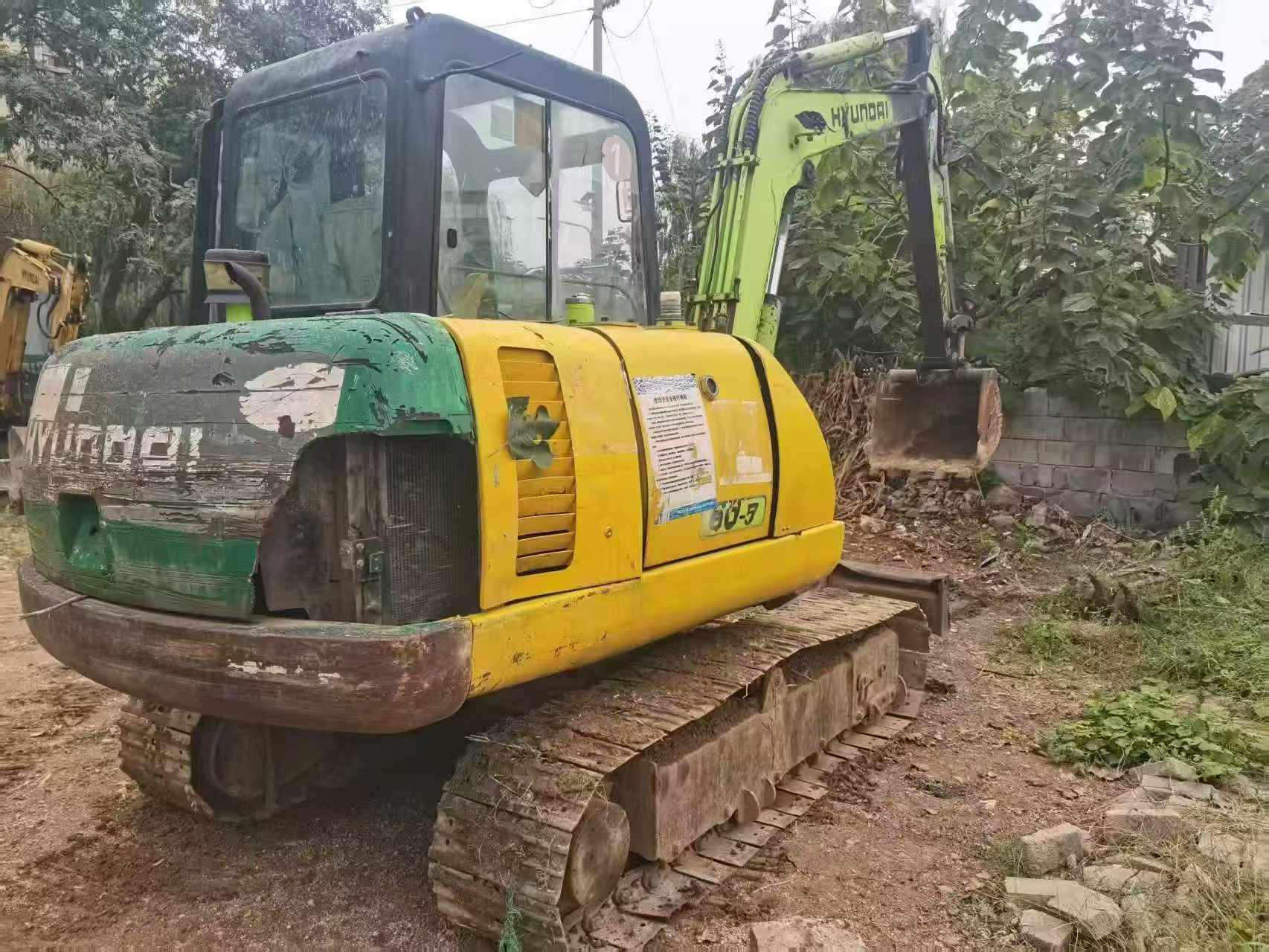 Buy Hyundai HX60 Used Excavator / 2