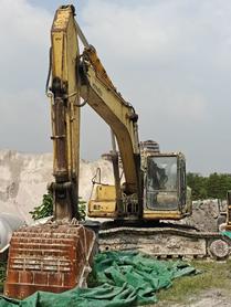 Buy Komatsu PC200-6 Used Excavator / 4 Buy Komatsu PC200-6 Used Excavator / 4
