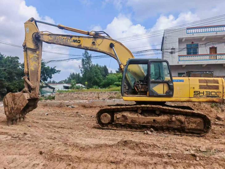 Buy Sumitomo SH300 Used Excavator / 1