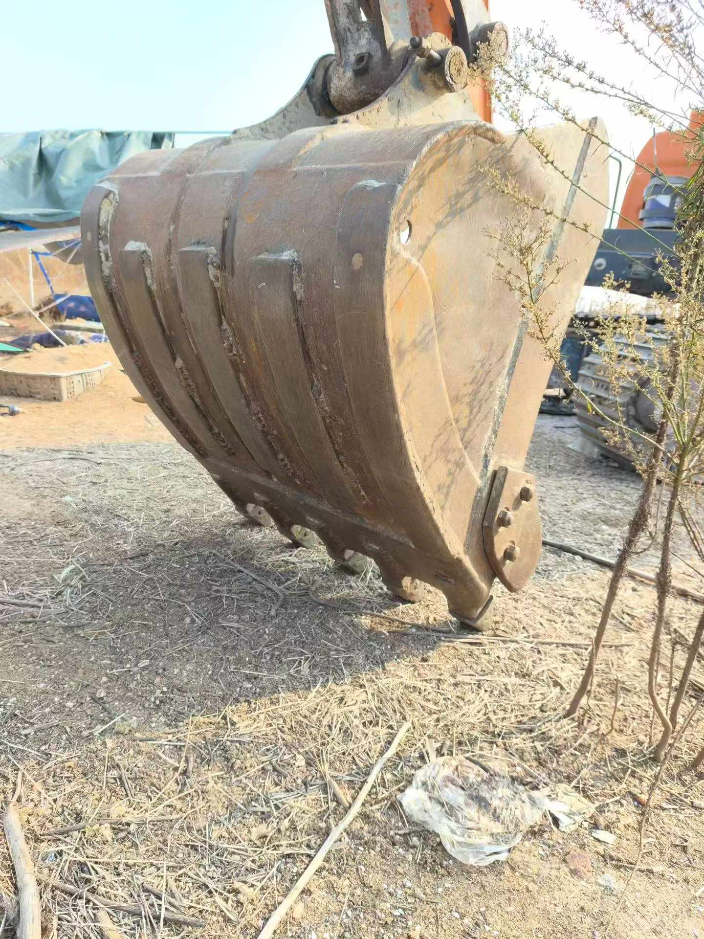 Compre Excavadora Doosan DX75 Usada / 8