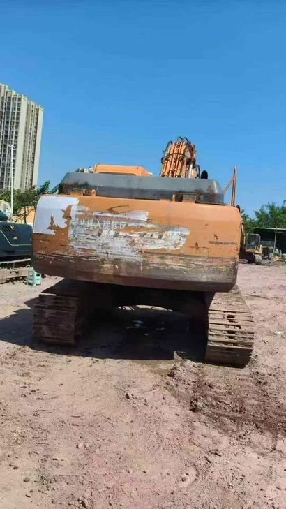 Buy Doosan DH220 Used Excavator / 1