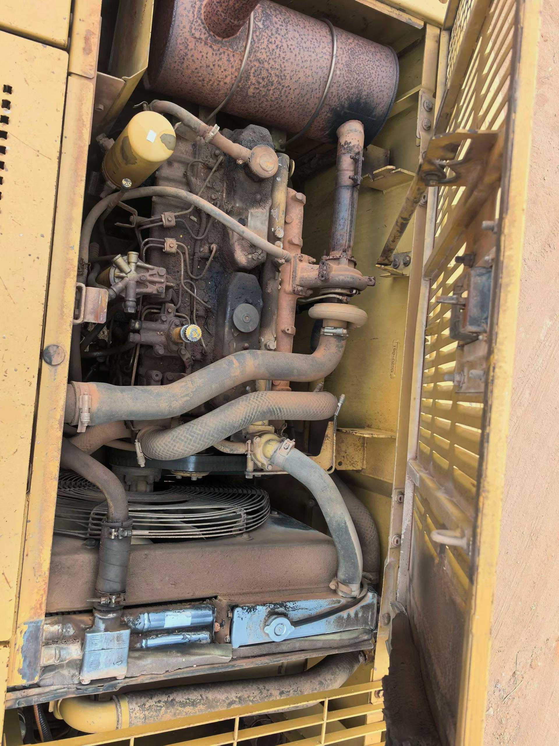 Buy Caterpillar Used Excavator / 4