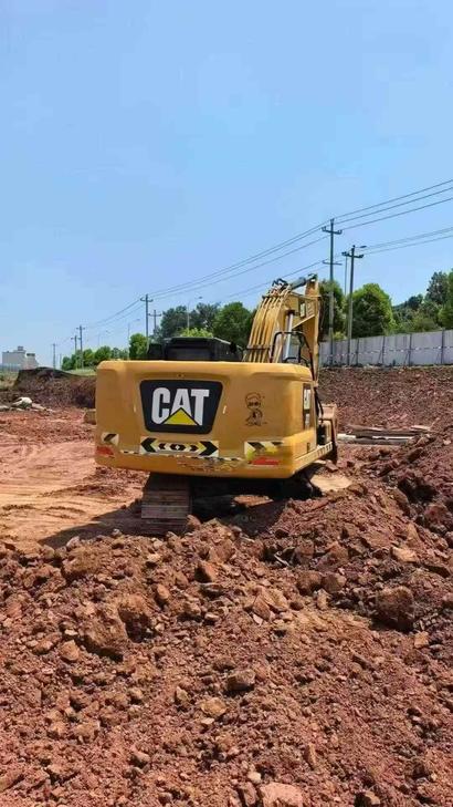 Buy Caterpillar 323 Used Excavator / 1
