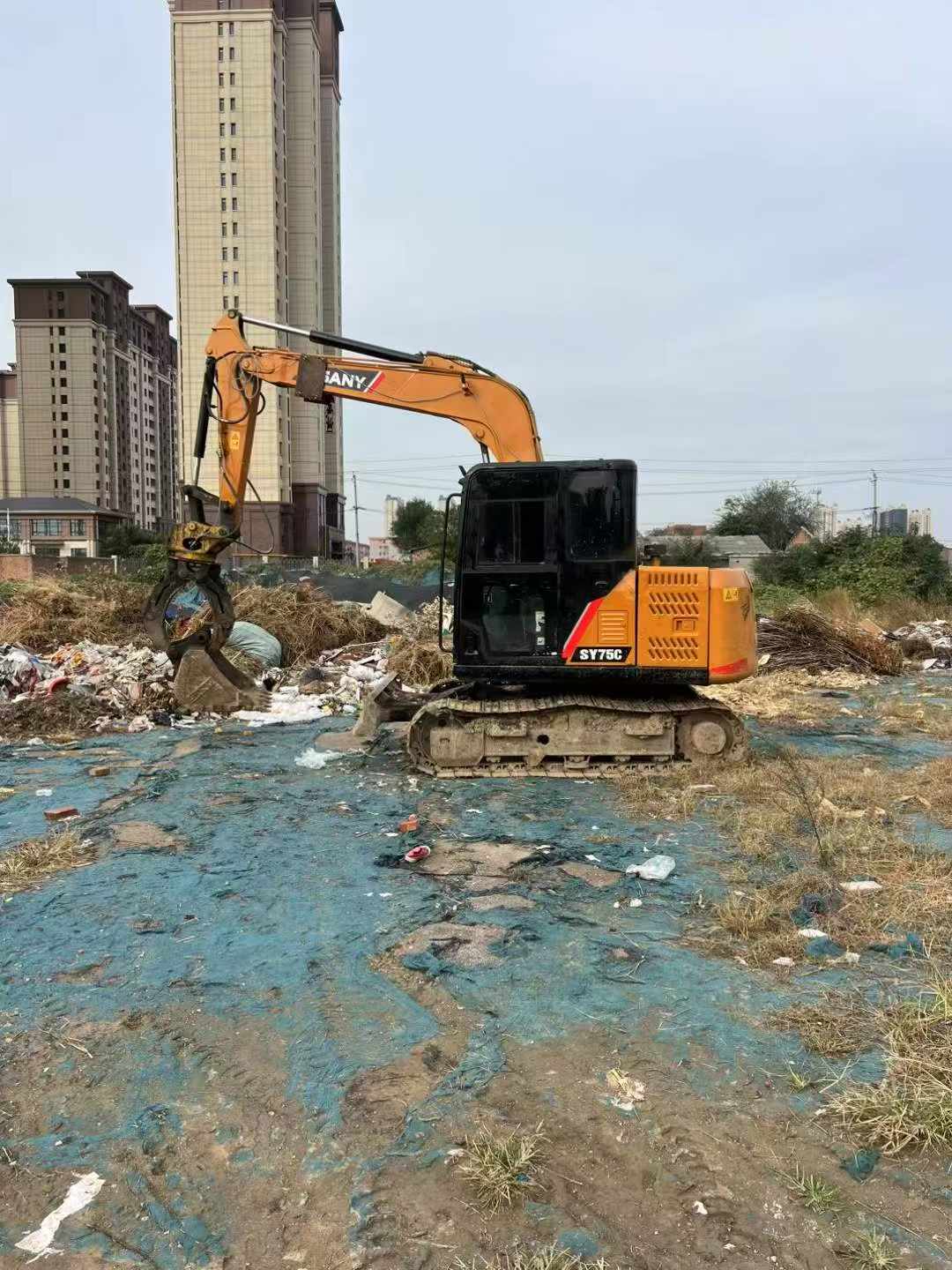 Buy Sany SY75 Used Excavator / 2