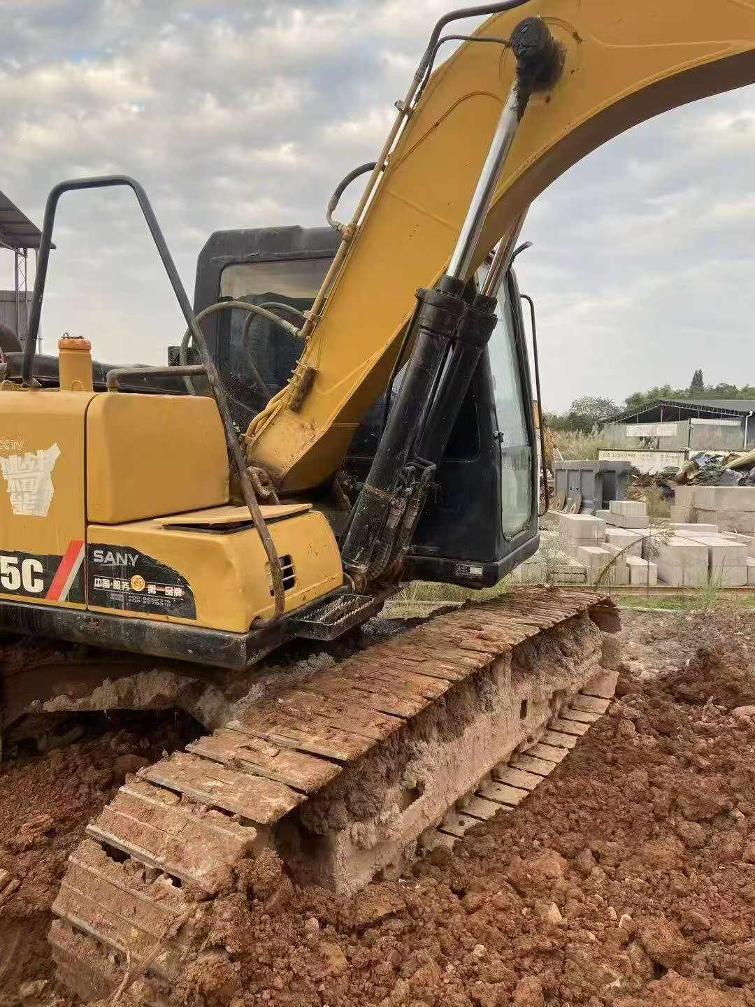 Buy Sany SY135 Used Excavator / 9