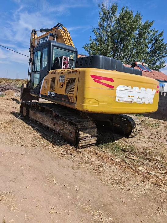 Buy Sany SY200C Used Excavator / 1