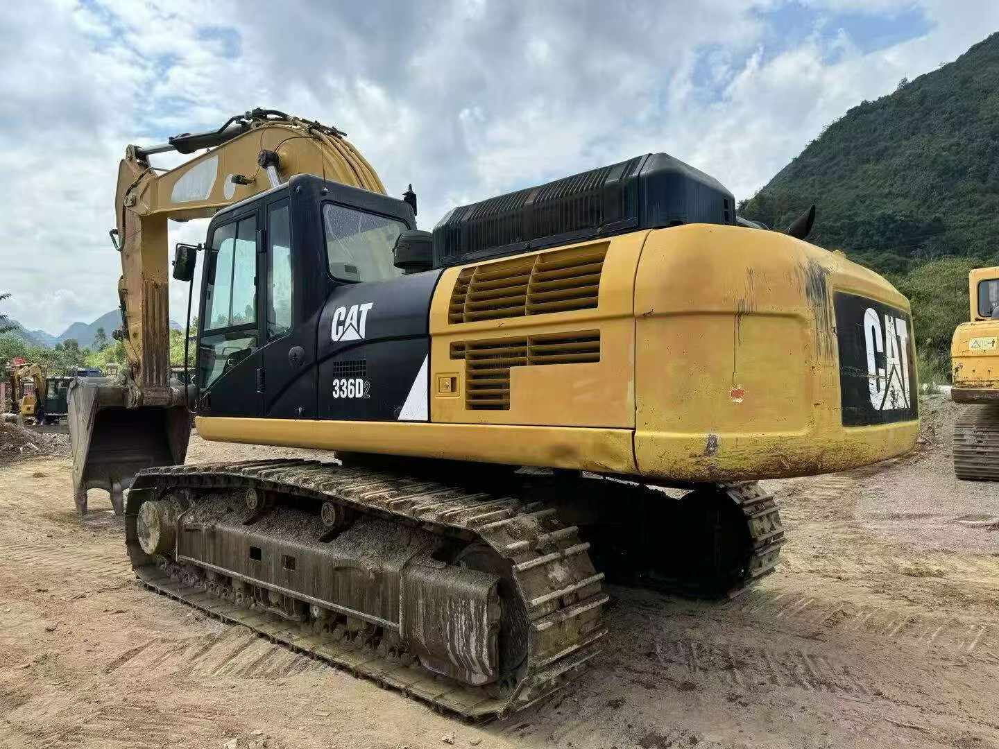 Buy Caterpillar 336E Used Excavator / 3