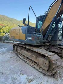 Buy XCMG XE135B Used Excavator / 3 Buy XCMG XE135B Used Excavator / 3