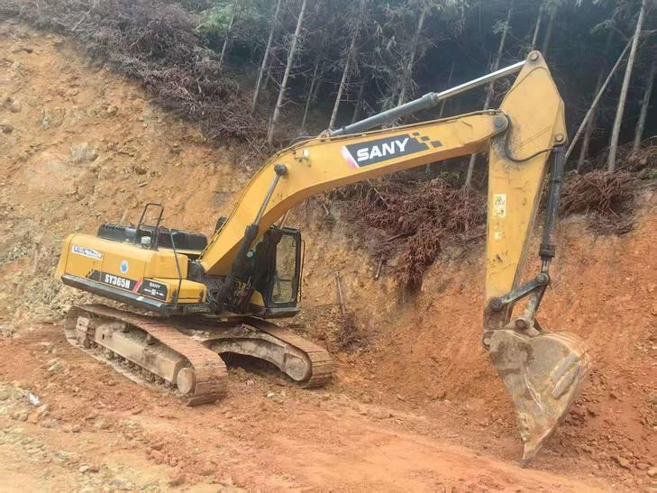 Buy Sany SY245H Used Excavator / 1