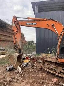 Buy Doosan DH150 Used Excavator / 8 Buy Doosan DH150 Used Excavator / 8