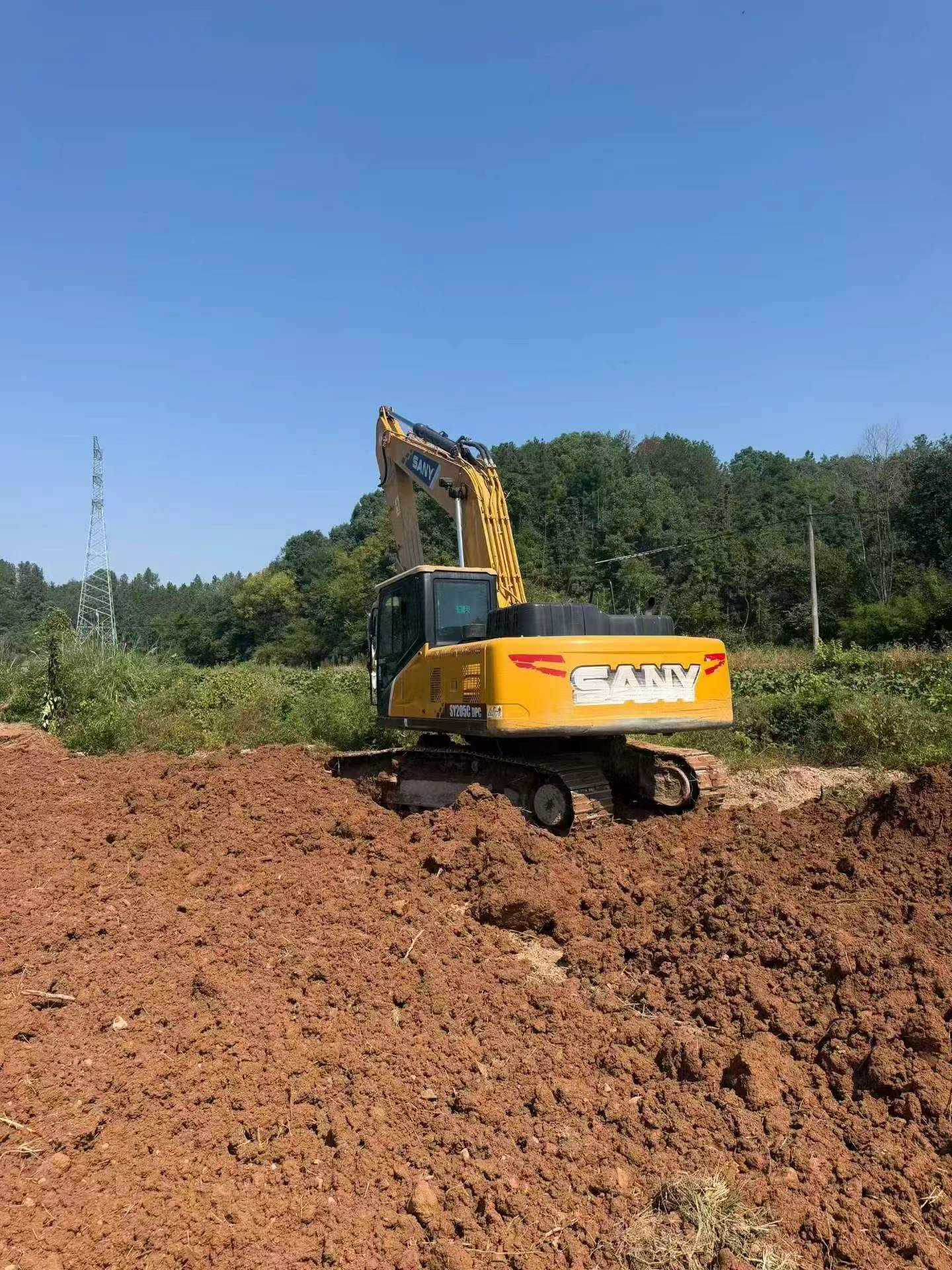 Buy Sany SY205C Used Excavator / 3