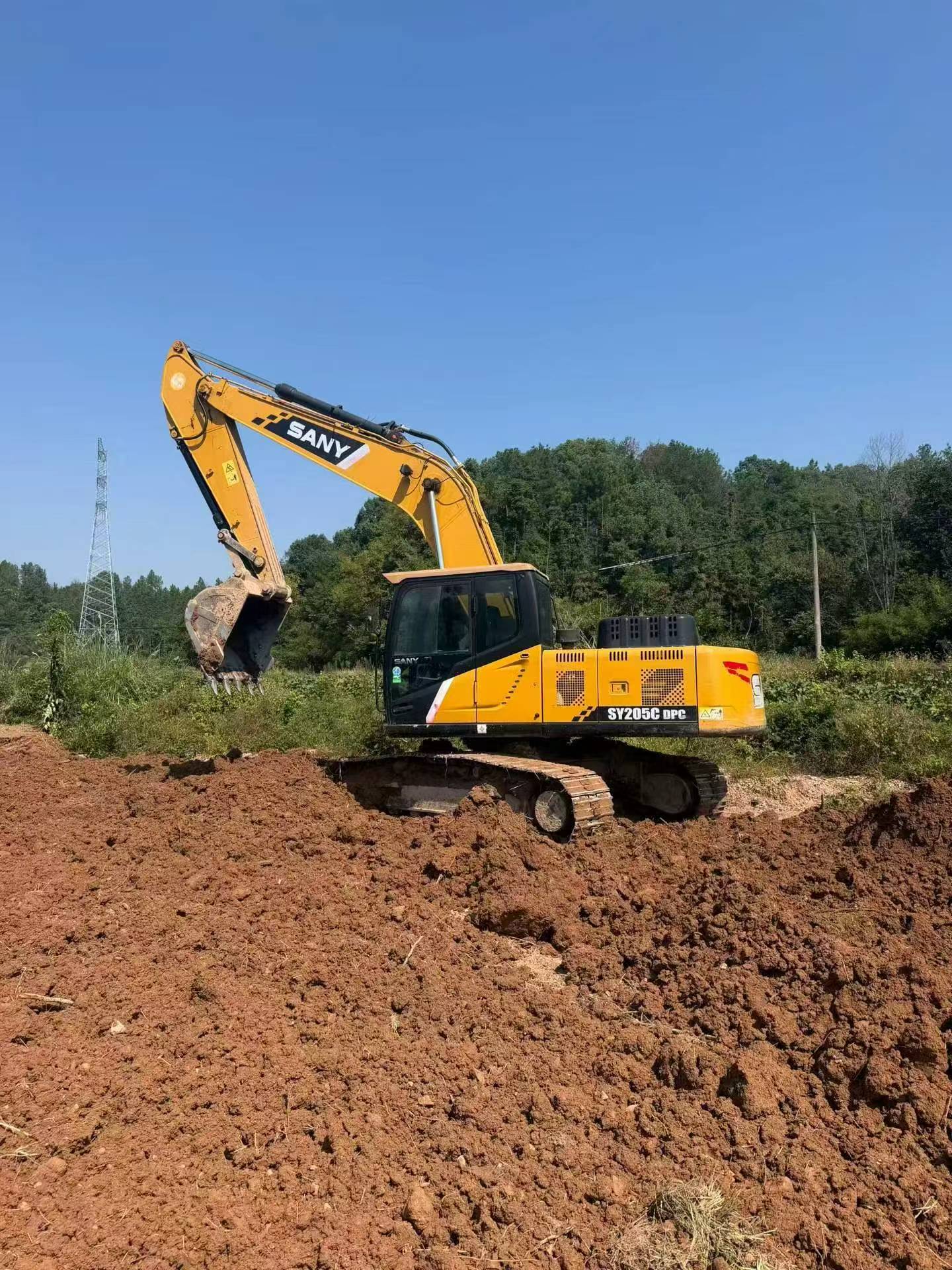 Buy Sany SY205C Used Excavator / 2