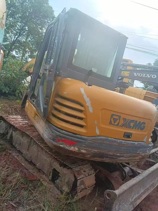Buy XCMG XE60 Used Excavator / 1