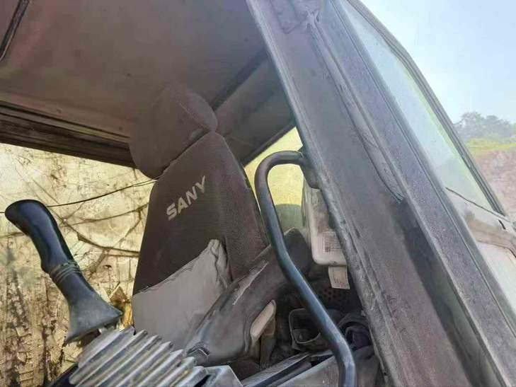 Buy Sany SY65C Used Excavator / 1