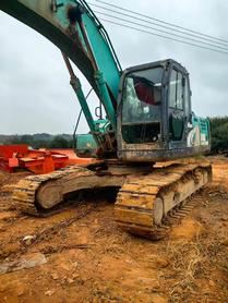 Buy Kobelco SK210 Used Excavator / 2 Buy Kobelco SK210 Used Excavator / 2