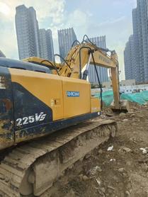 Buy Hyundai R215-7 Used Excavator / 4 Buy Hyundai R215-7 Used Excavator / 4