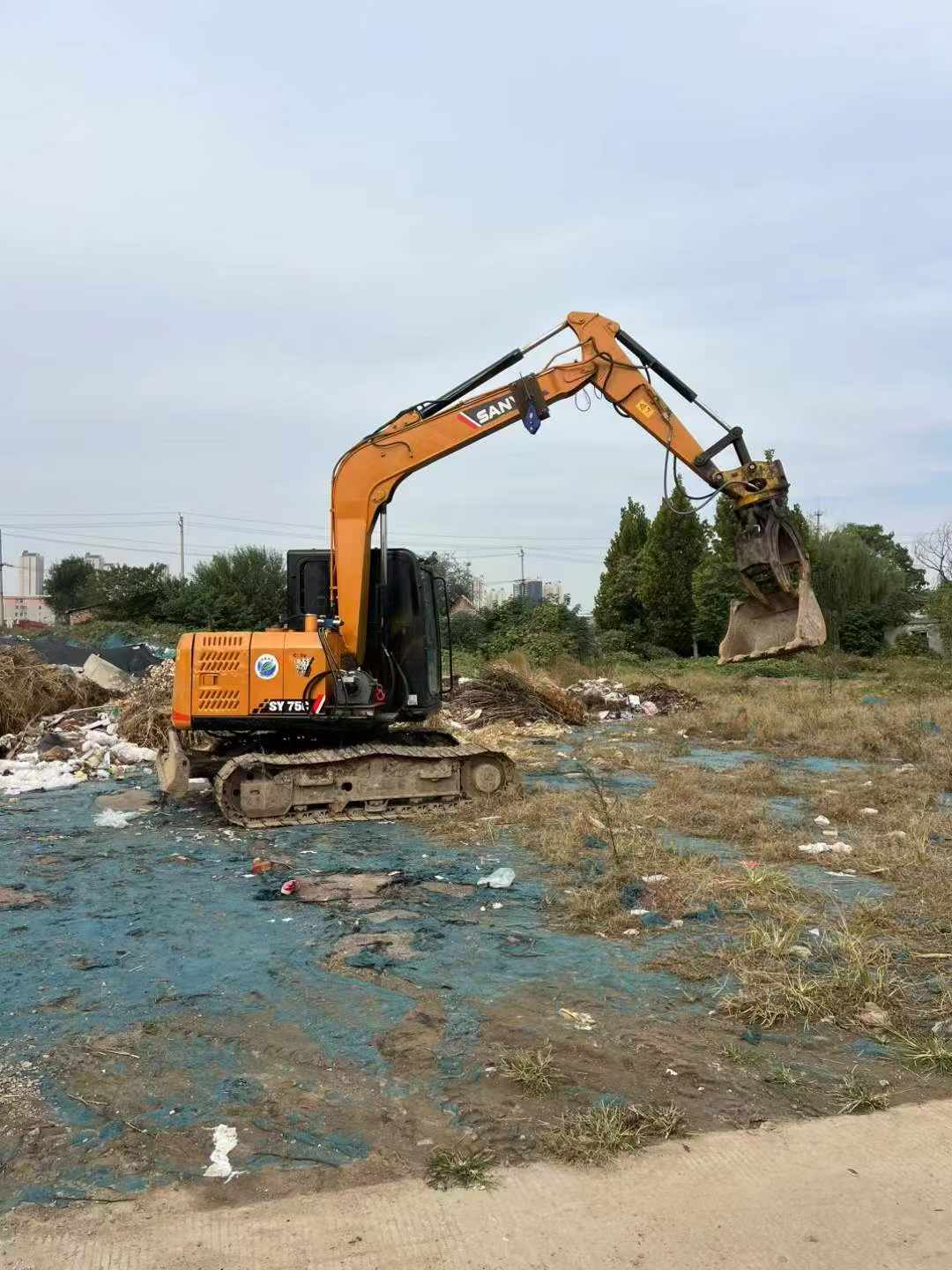Buy Sany SY75 Used Excavator / 8