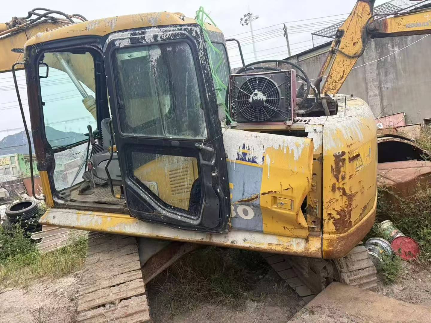 Buy Komatsu PC130 Used Excavator / 5
