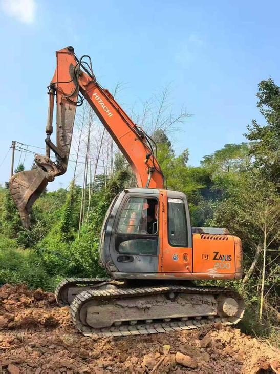 Buy Hitachi EX120-6 Used Excavator / 1