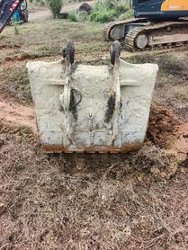 Buy Hyundai R215VS Used Excavator / 2 Buy Hyundai R215VS Used Excavator / 2