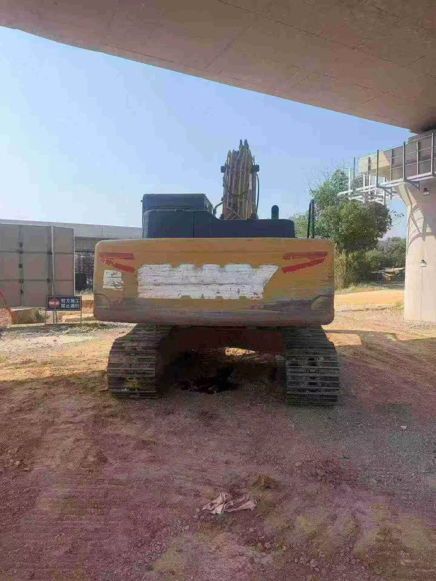 Buy Sany SY205C Used Excavator / 3