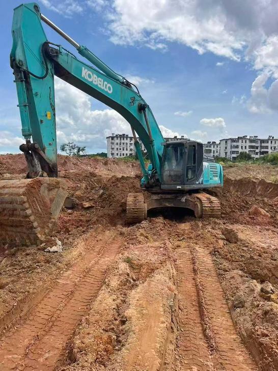 Buy Kobelco SK350-8 Used Excavator / 1