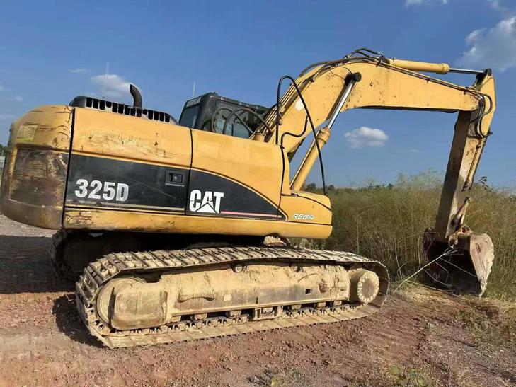 Buy Caterpillar 320D Used Excavator / 1