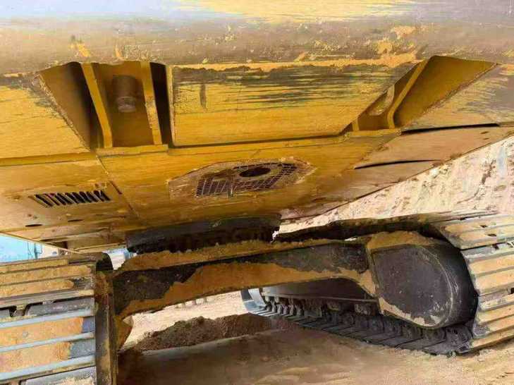 Buy Caterpillar 330B Used Excavator / 1
