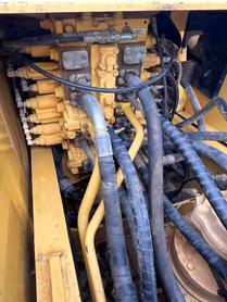 Buy Komatsu HB215LC-1 Used Excavator / 6 Buy Komatsu HB215LC-1 Used Excavator / 6