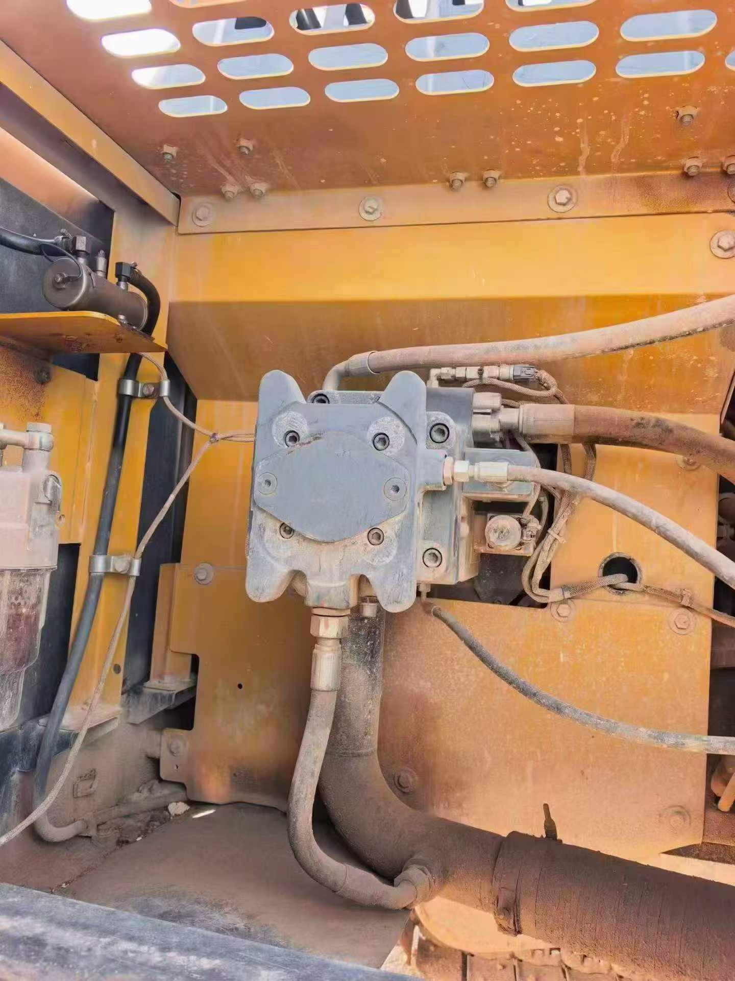 Buy Sany SY245H Used Excavator / 7
