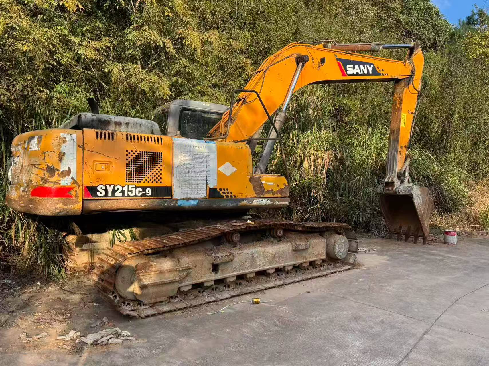 Buy Sany SY215C-8 Used Excavator / 5
