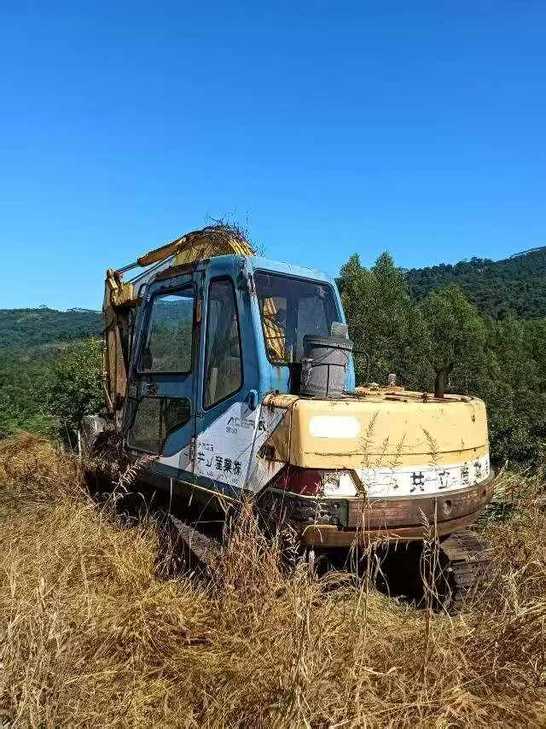 Buy Kobelco SK60 Used Excavator / 1