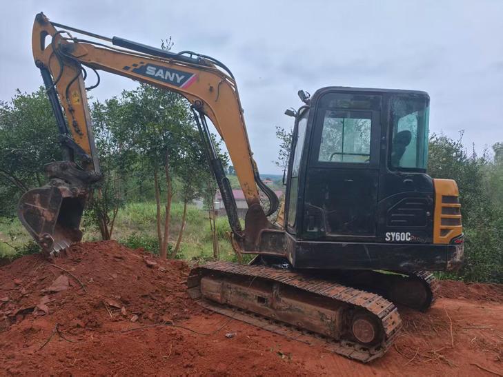 Buy Sany SY55 Used Excavator / 1
