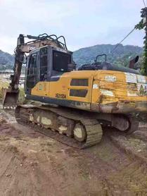 Buy XCMG XE200 Used Excavator / 2 Buy XCMG XE200 Used Excavator / 2