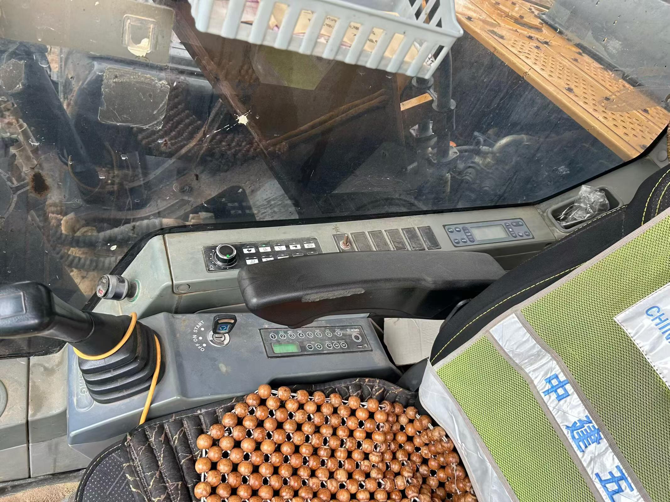 Buy XCMG XE200 Used Excavator / 6