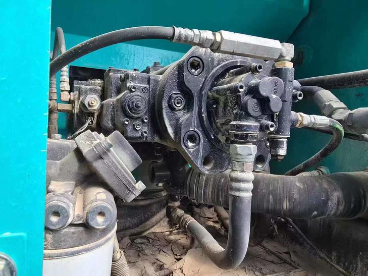 Buy Kobelco SK2008 Used Excavator / 1