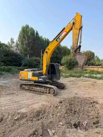 Buy XCMG XE215 Used Excavator / 2 Buy XCMG XE215 Used Excavator / 2