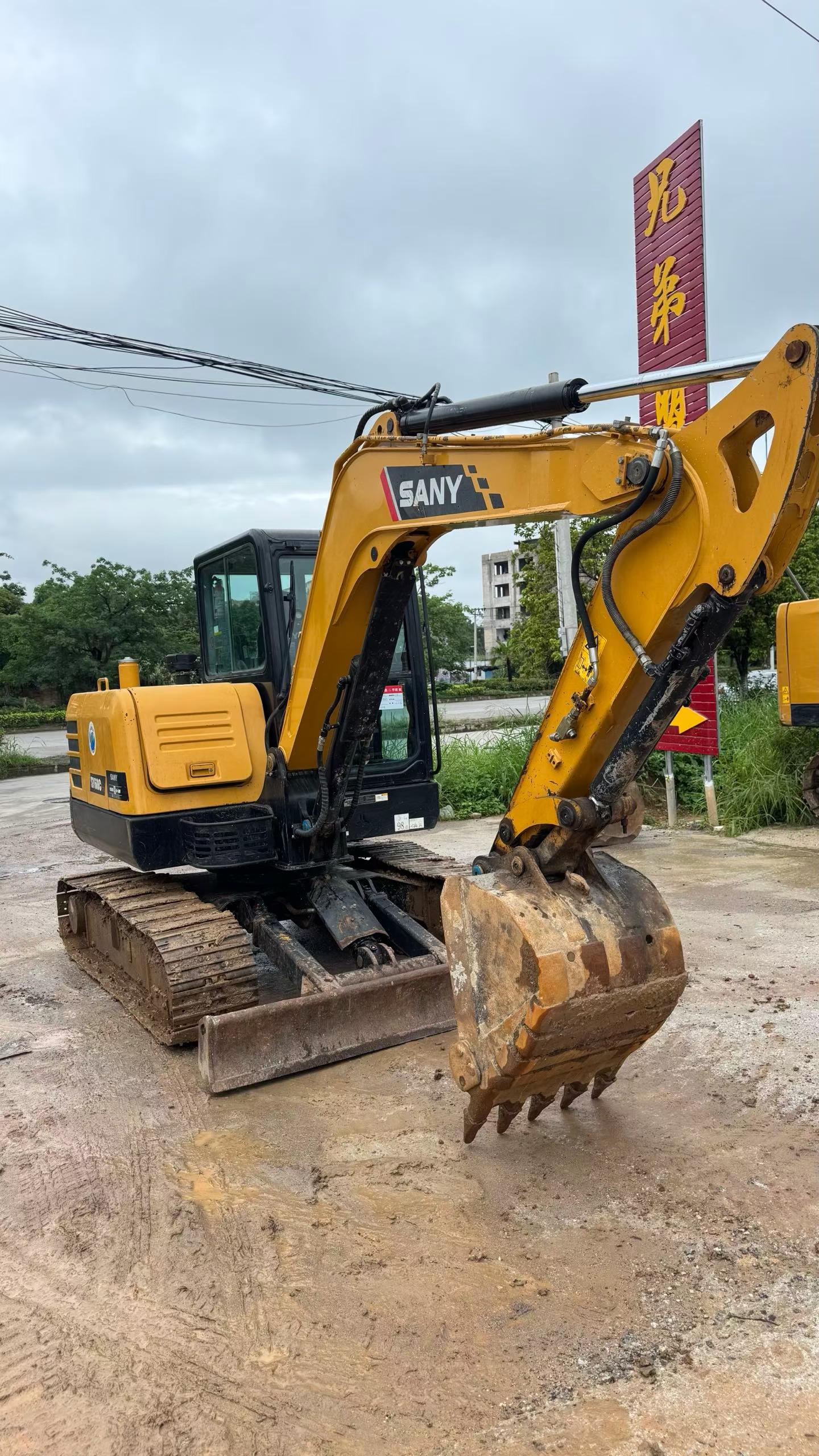 Buy Sany SY55 Used Excavator / 6